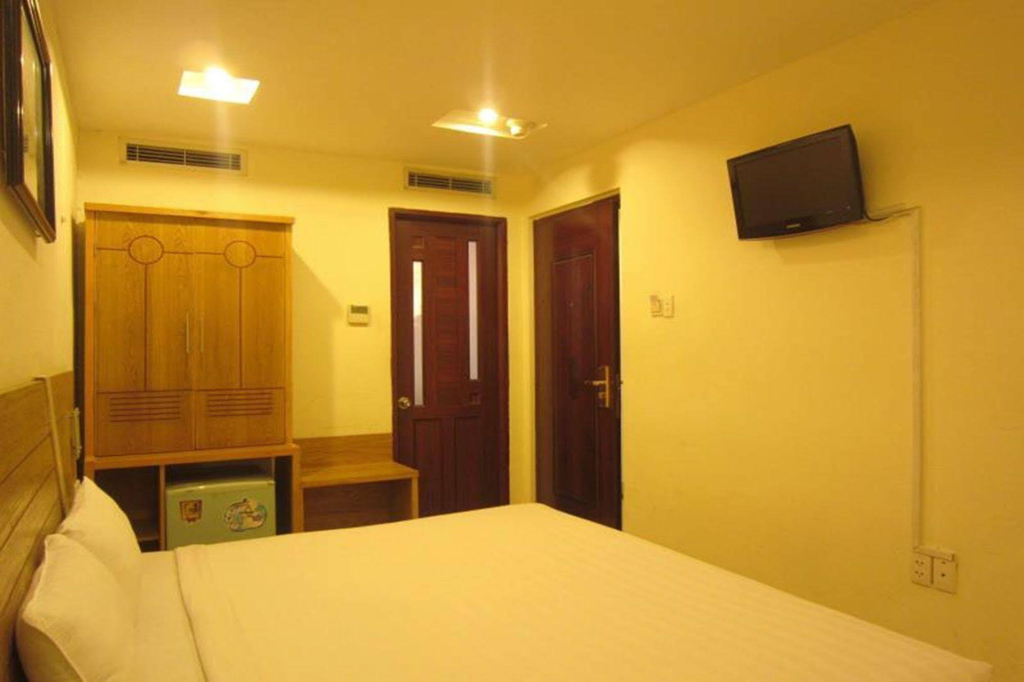 Song Anh Hotel 1 Hô Chi Minh-Ville Extérieur photo