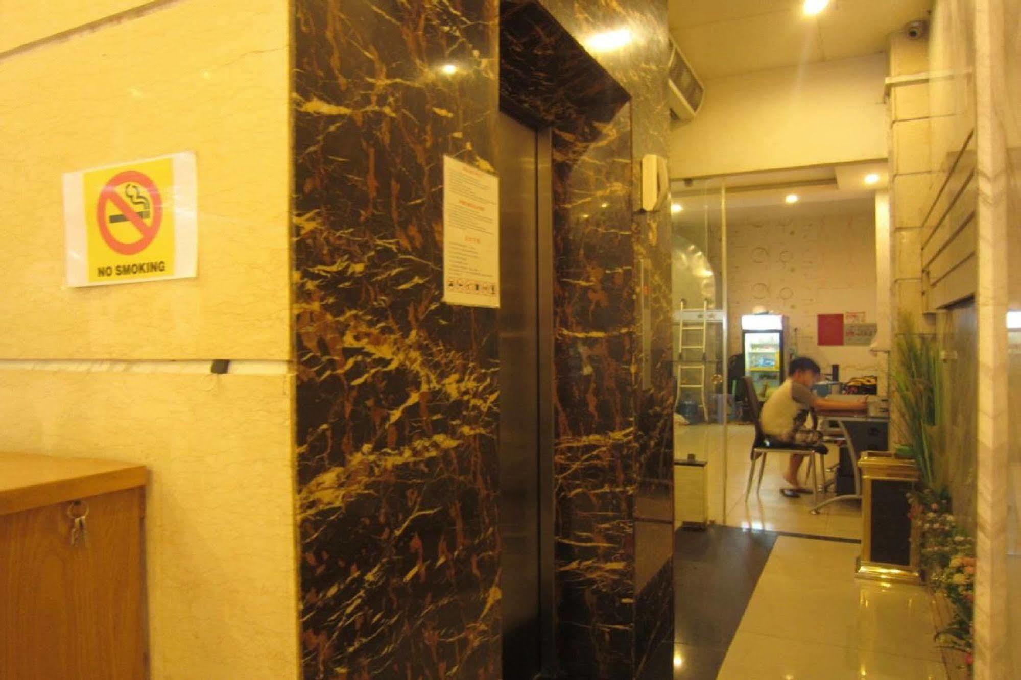 Song Anh Hotel 1 Hô Chi Minh-Ville Extérieur photo